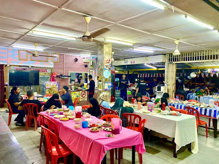 Madam Fa Kopitiam Picture 2