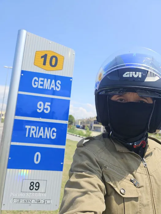 0 km Triang Picture 1