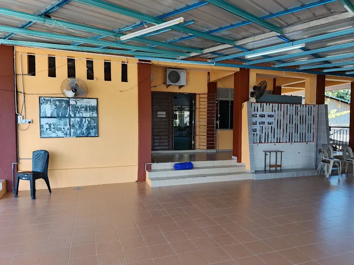 Surau Nurul Salam (KOA Tun Abdul Razak) Picture 2