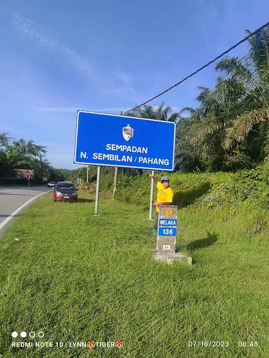 Batu Sempadan Negeri (Negeri Sembilan dan Pahang). Picture 1