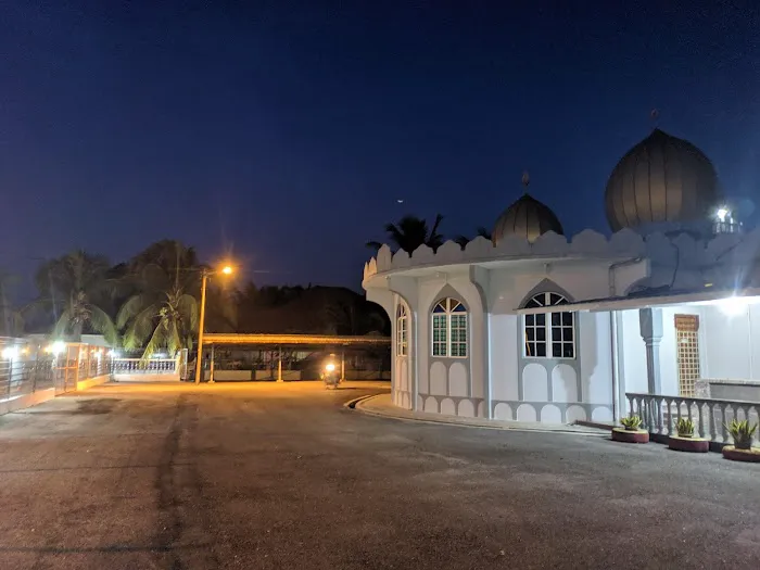 Masjid Al-Amiriah Picture 1
