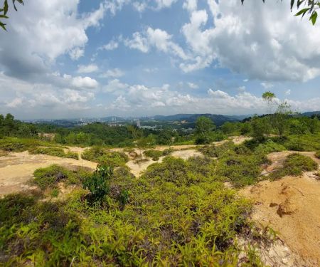 Sungai Long Hill Peak View