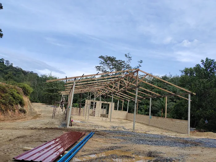 Tempat Hentian Bus Pekerja Biru Picture 3