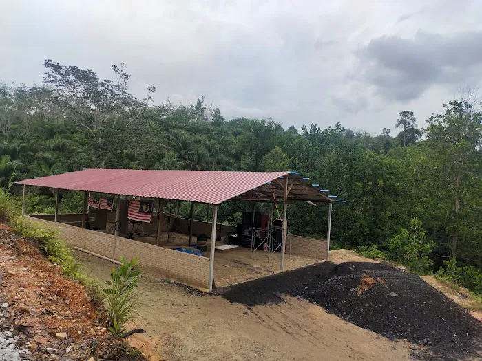 Tempat Hentian Bus Pekerja Biru Picture 5