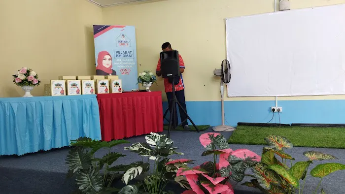 Dewan AhliMajlis JKP Zon 5 Taman Selasih Picture 1
