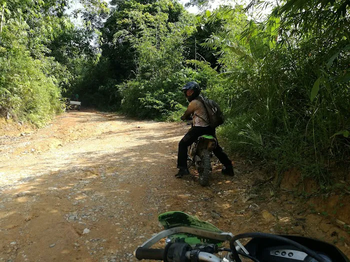 Junction left Pos Bihai, Sempadek,Belatim, right to Pos Tohoi, Simpor, Gob Picture 3