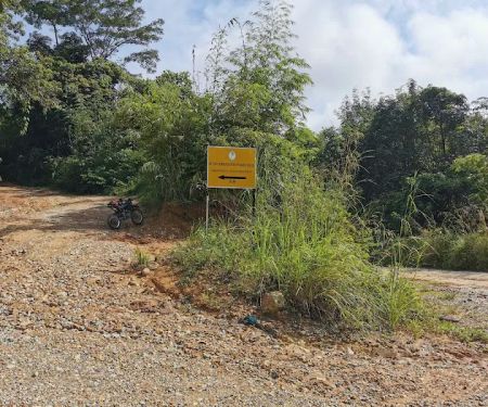 Junction left Pos Bihai, Sempadek,Belatim, right to Pos Tohoi, Simpor, Gob