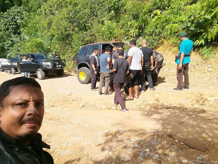 Junction left Pos Bihai, Sempadek,Belatim, right to Pos Tohoi, Simpor, Gob Picture 5