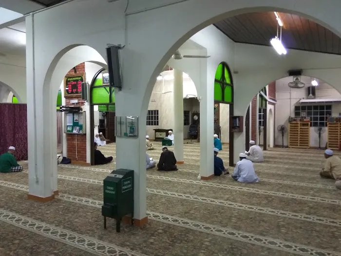 Madrasatul Islamiah (surau jumaat) Picture 1