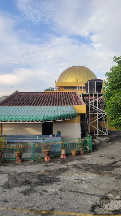 Madrasatul Islamiah (surau jumaat) Picture 9