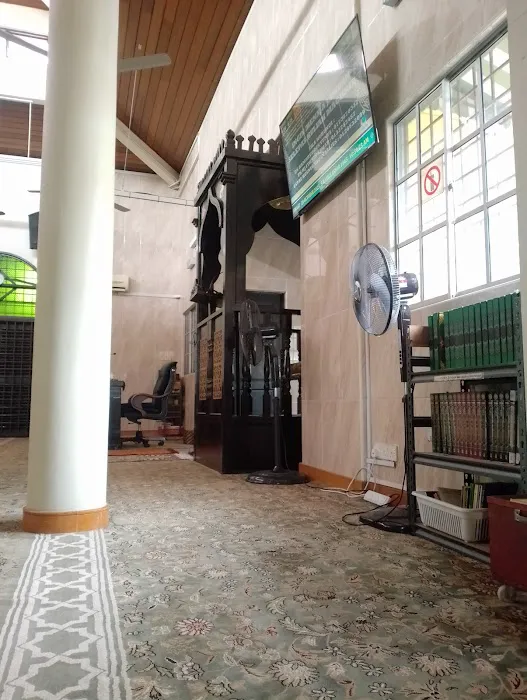 Madrasatul Islamiah (surau jumaat) Picture 7