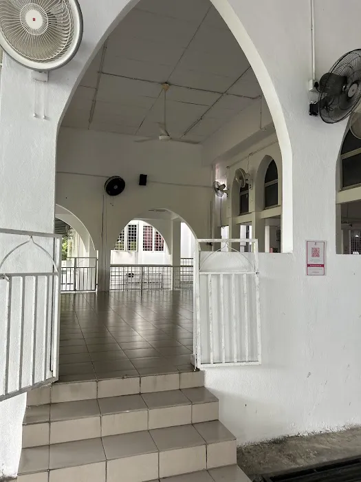 Surau Asy-Syakirin (Surau / Masjid Jumaat) Picture 4