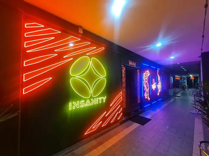 Insanity Club Picture 1