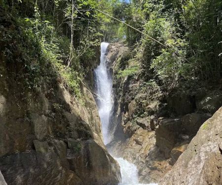 Trail Head to Batu Bertenggek Waterfall