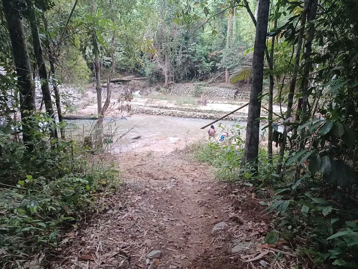 Air Terjun Batu Bertenggek Picture 4