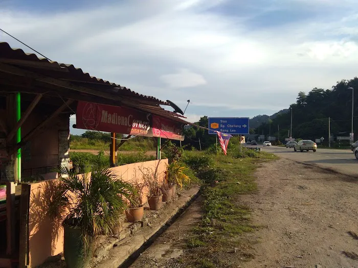 Madiena Corner Picture 2