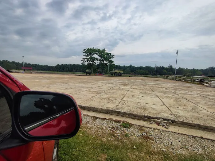 Laman perwira @ Taman Awam Bera Picture 9