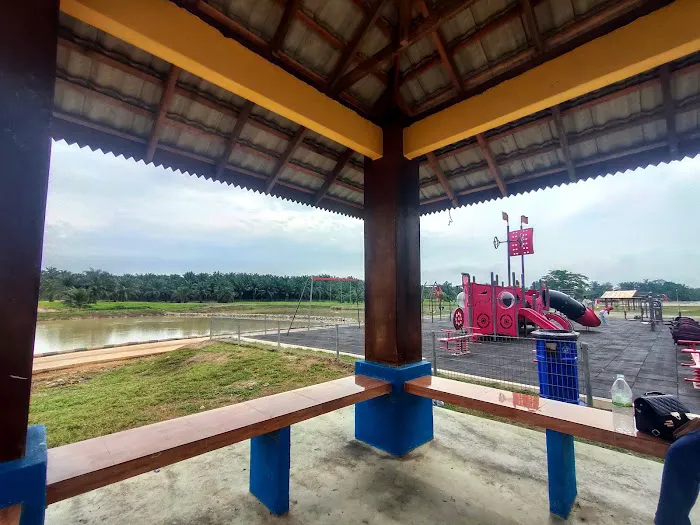 Laman perwira @ Taman Awam Bera Picture 10