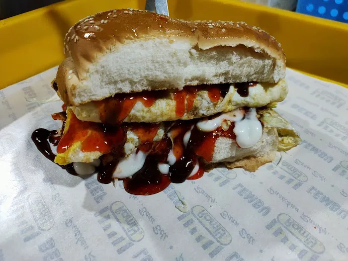BURGER MARHAEN Picture 10