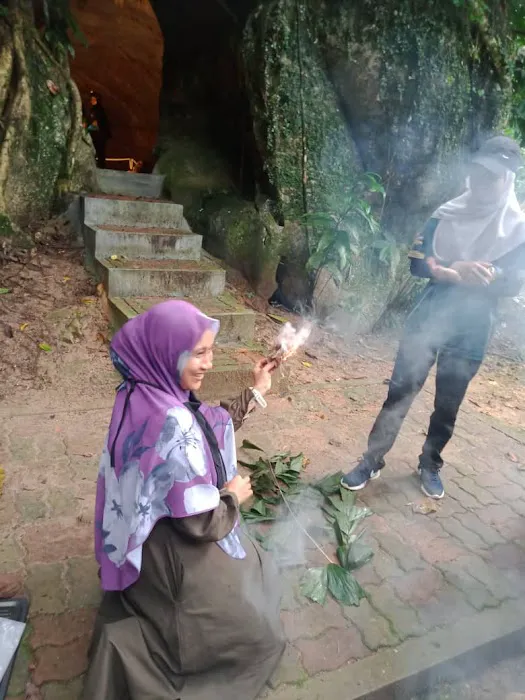 Gua Pelangi Archaeological Site Picture 2