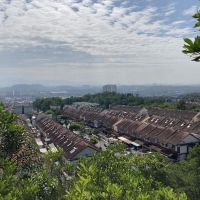 Bukit Serdang trailhead ico