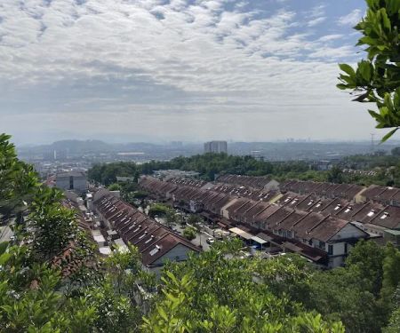 Bukit Serdang trailhead