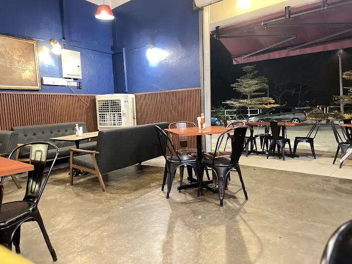 Labu Labi Restaurant & Cafe Picture 3