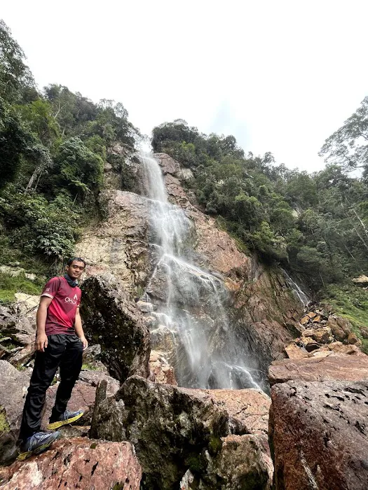 4 Steps Waterfall Picture 1