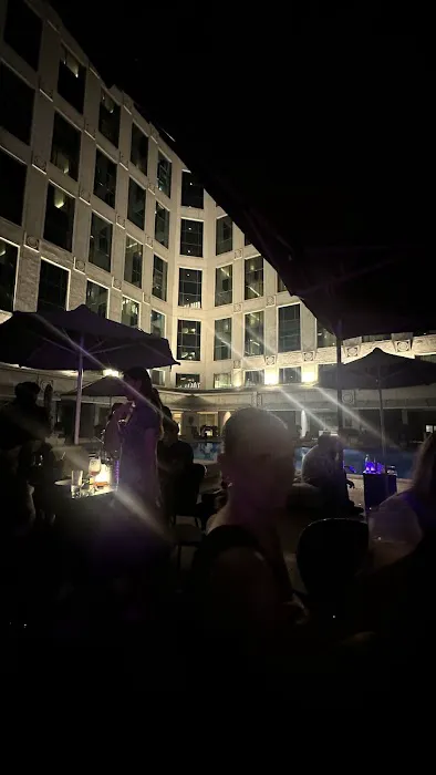 Belaire Bar @ JW Marriott Picture 7