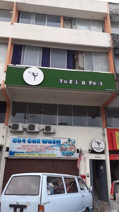 Yogi and Pot Picture 1