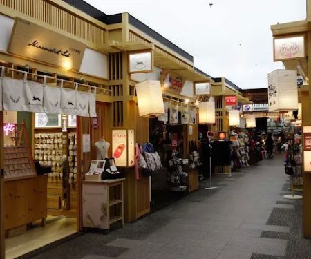 Tokyo Street