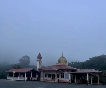 MASJID SILATURRAHIM KAMPUNG DATO' SRI HAMZAH