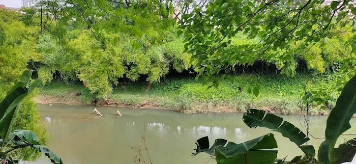 River walk Desaria Picture 4