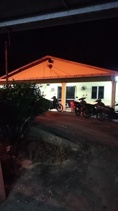 SURAU IKHWANIAH KG DATO SRI HAMZAH Picture 1