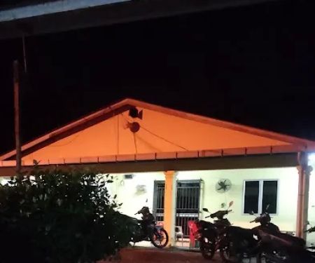 SURAU IKHWANIAH KG DATO SRI HAMZAH