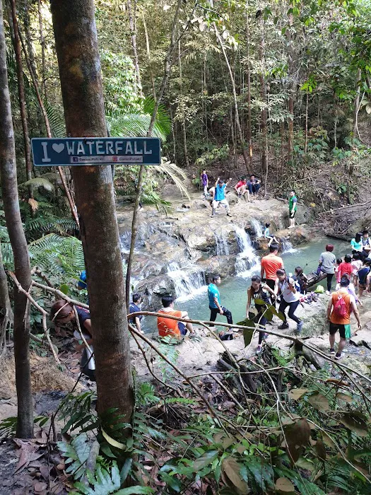 Wawasan Waterfalls Picture 1