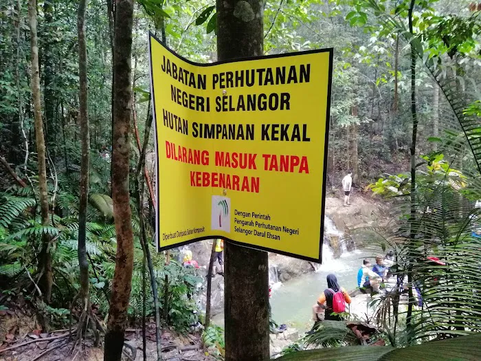 Wawasan Waterfalls Picture 6