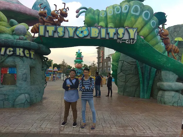 I City Wisata Mandi Picture 3