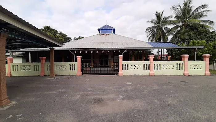 Surau Sri Buntar (dan Taman Triang) Picture 3