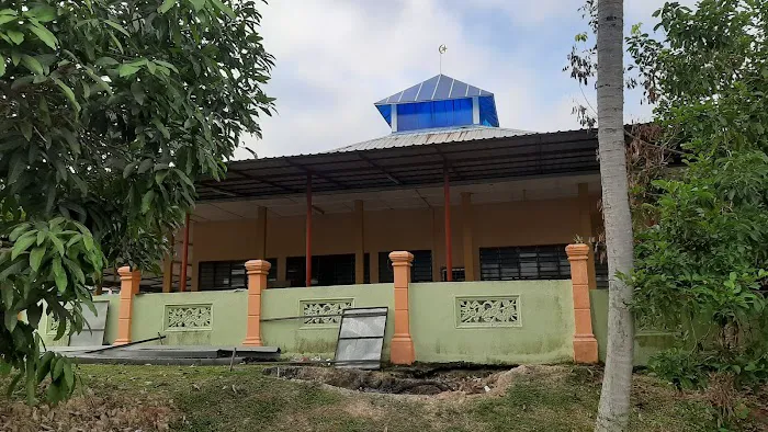 Surau Sri Buntar (dan Taman Triang) Picture 2