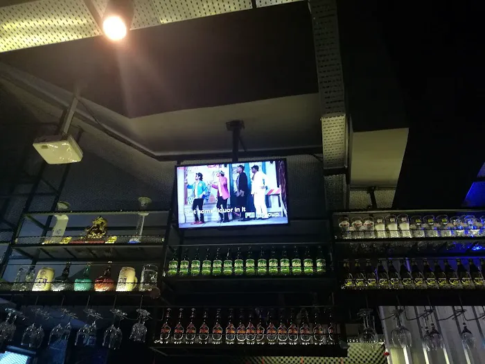 Bar&Pile Picture 1