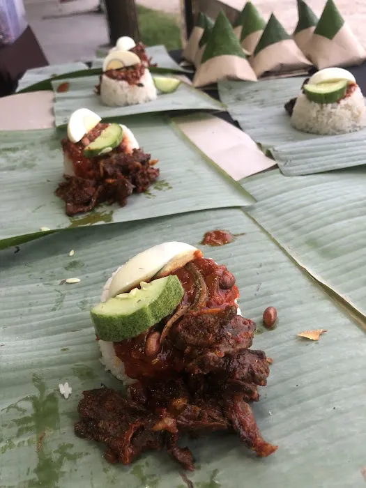 Nasi Lemak Daun Pisang Kundang Picture 1