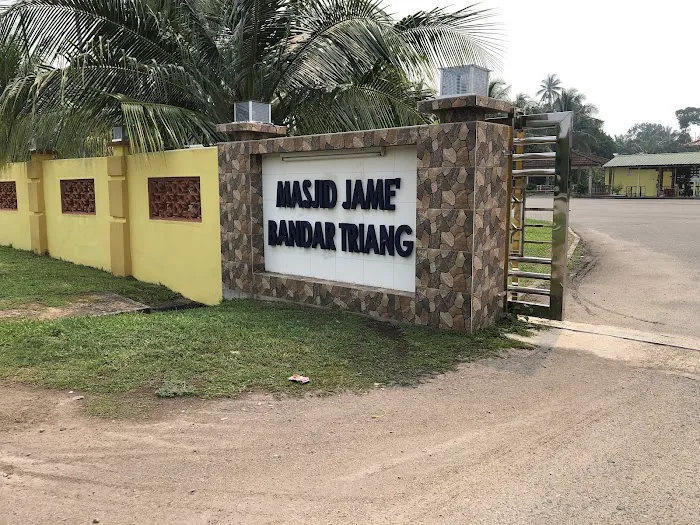 Masjid Jame' Triang Picture 3