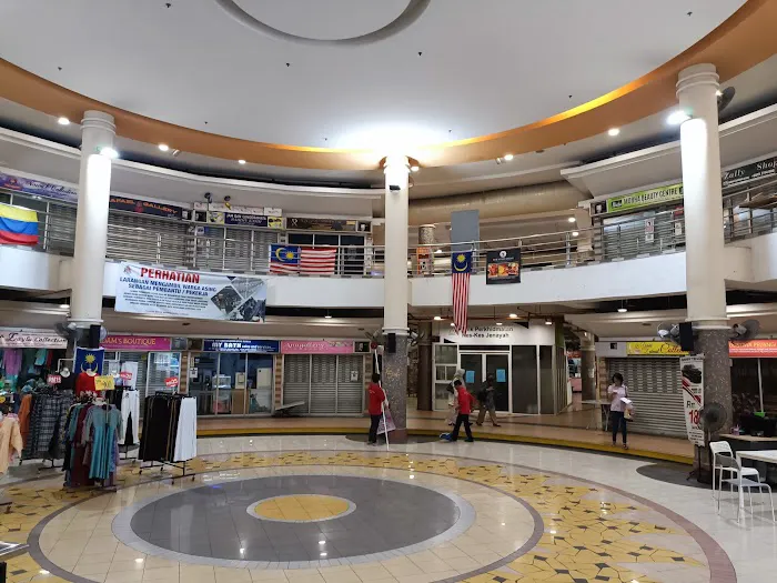 Keramat Mall Picture 8
