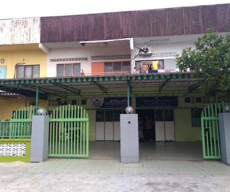 AL MADRASATHUL ILAHIYA