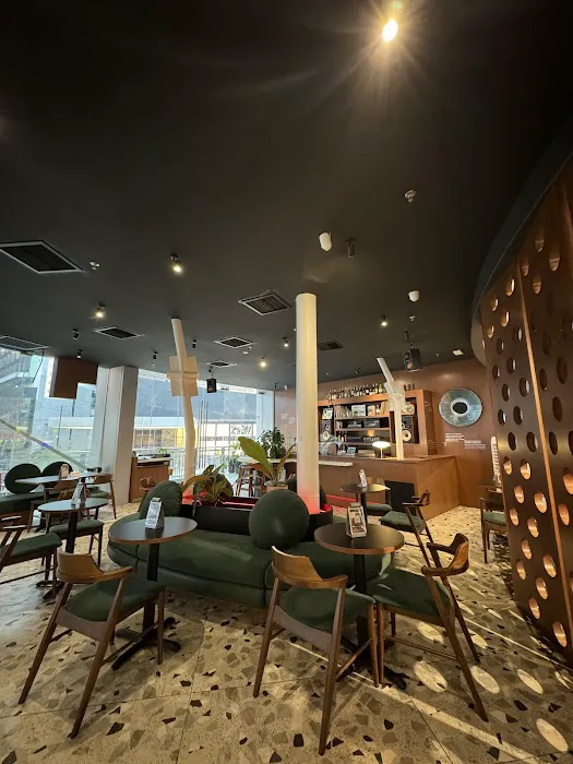 V88 Cafe & Bar Starhill Picture 9