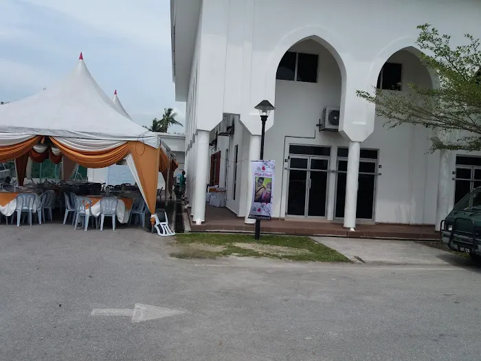 Kampung Raja Uda Mosque Picture 9