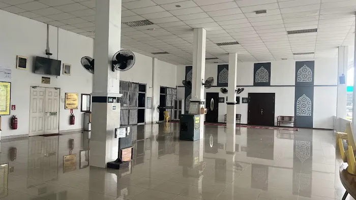 Kampung Raja Uda Mosque Picture 7