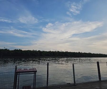 KELONG NELAYAN KAMPUNG PENDAMAR