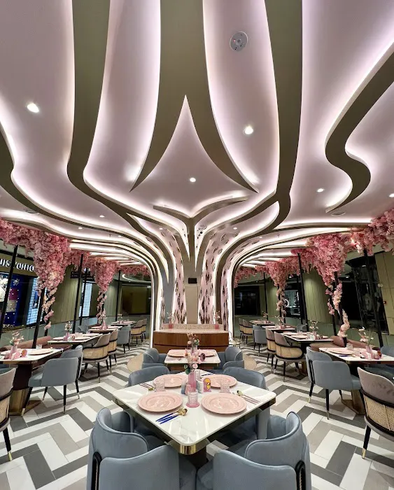 Opera Cafe & Lounge Picture 10